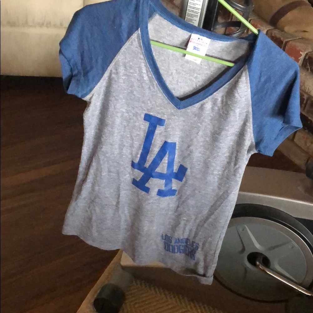 Dodgers shirt